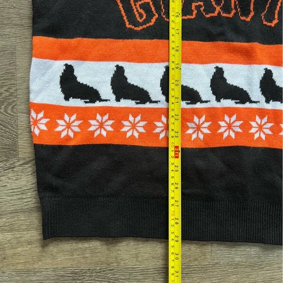 Giants Seals Orange White Black Fair Isle Sweater Men's size Large - Picture 5 of 5